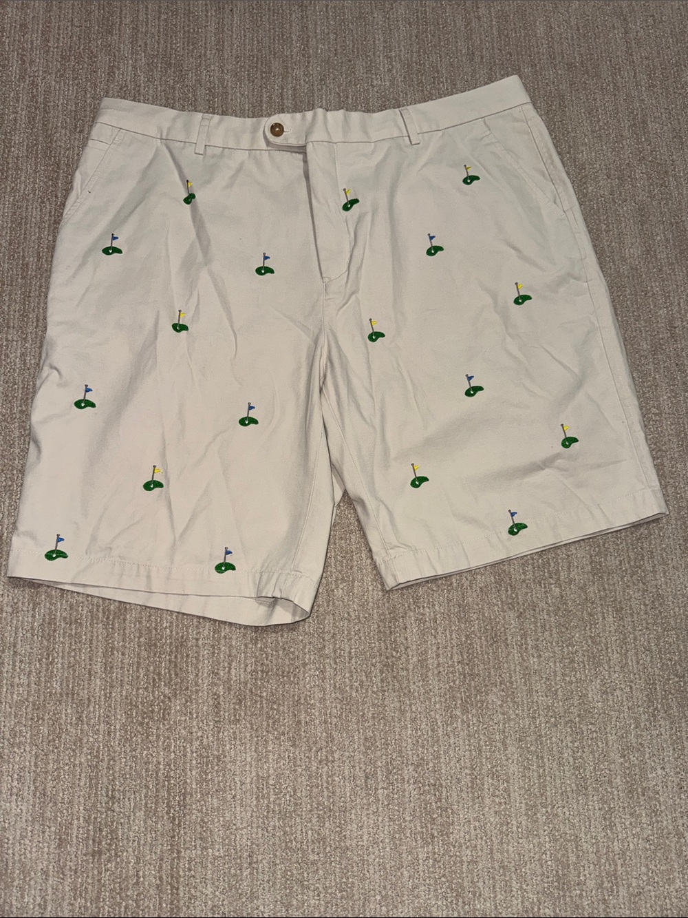 J McLaughlin Men's 40 Green Golf Shorts Embroidered Flags Cotton Chino NWT 9"